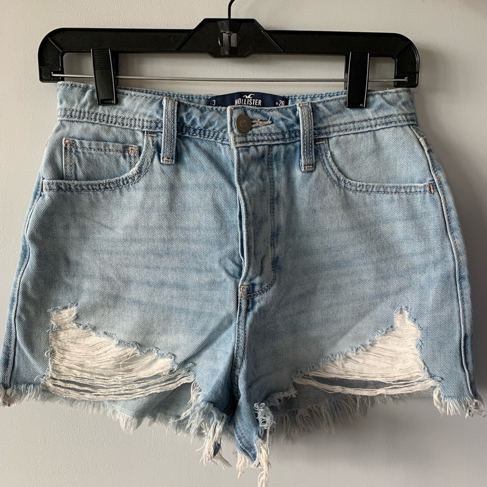 Hollister ultra high rise mom short